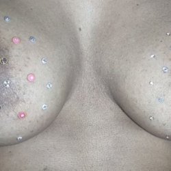 Shiny Desi Titties